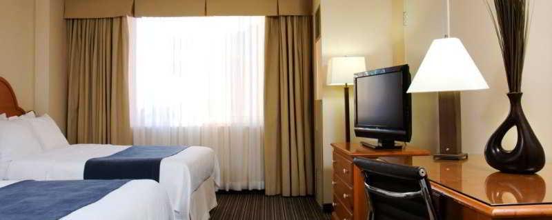 The Simon 3* Sydney